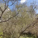 Appartement Calme Et Lumineux, Parking Disponible, 100m De Nation *